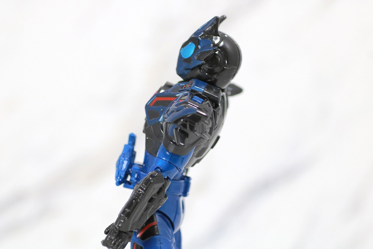 RKF　RIDER KICK'S FIGURE　仮面ライダーバルカン　アサルトウルフ　レビュー　可動範囲