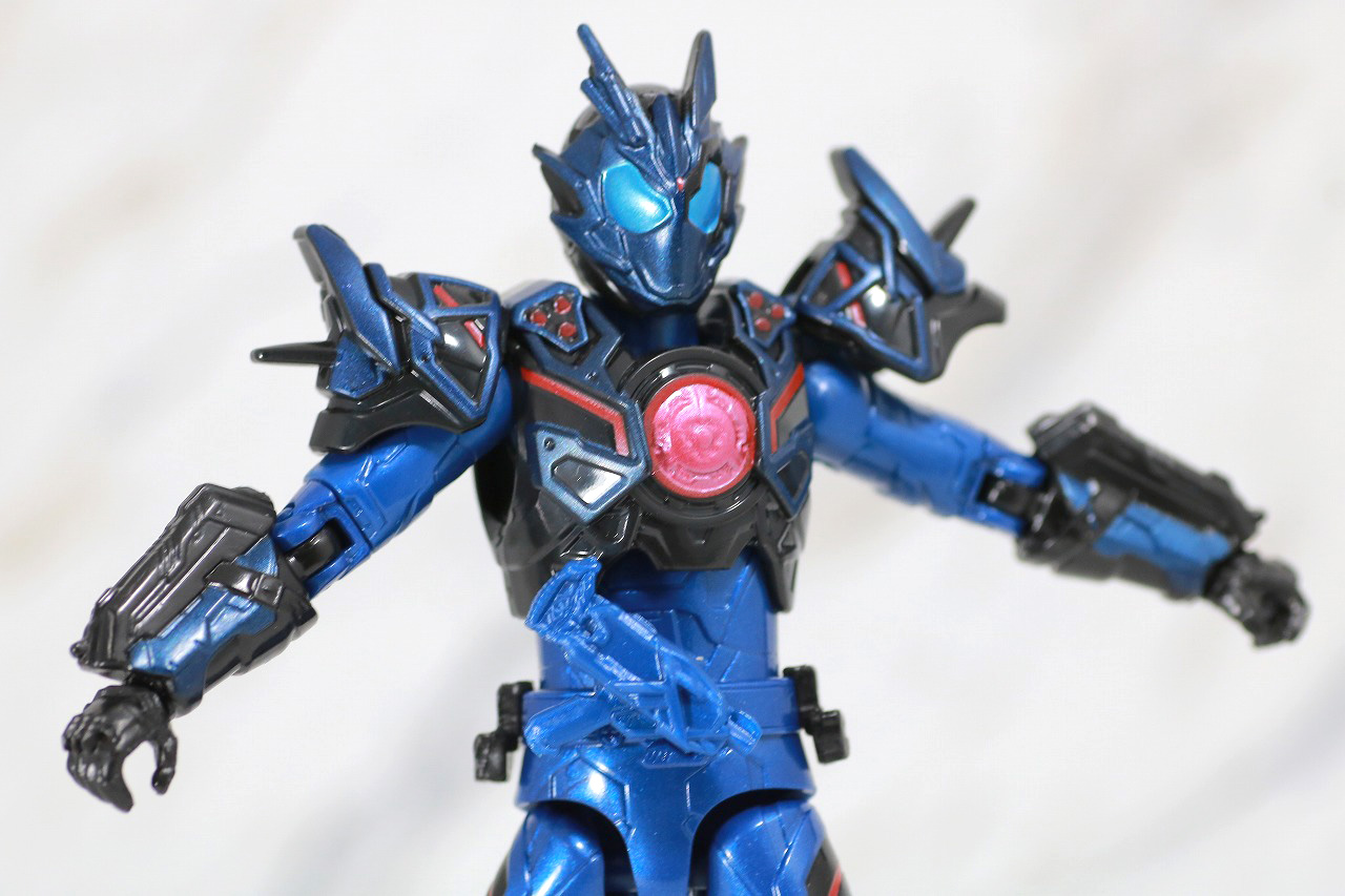 RKF　RIDER KICK'S FIGURE　仮面ライダーバルカン　アサルトウルフ　レビュー　可動範囲