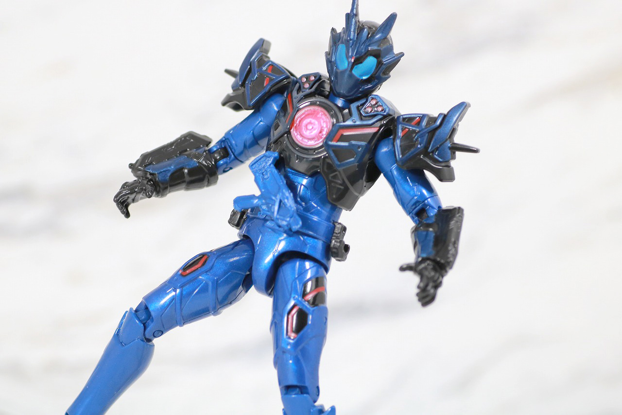 RKF　RIDER KICK'S FIGURE　仮面ライダーバルカン　アサルトウルフ　レビュー　アクション