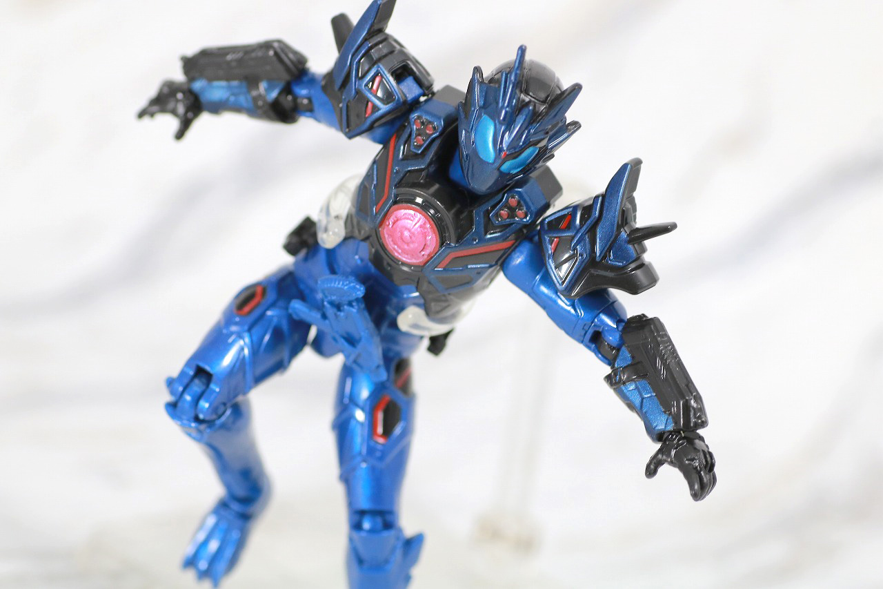 RKF　RIDER KICK'S FIGURE　仮面ライダーバルカン　アサルトウルフ　レビュー　アクション