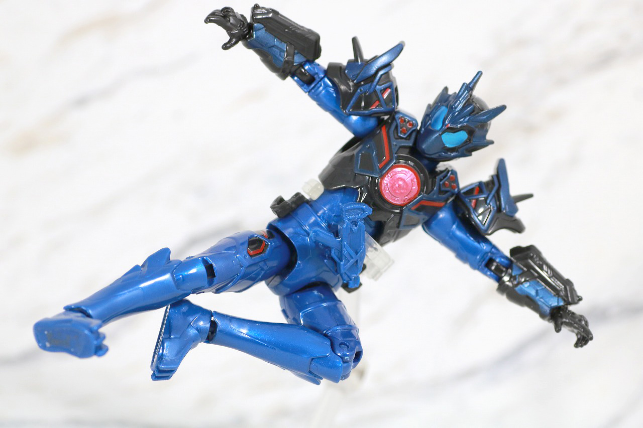 RKF　RIDER KICK'S FIGURE　仮面ライダーバルカン　アサルトウルフ　レビュー　アクション