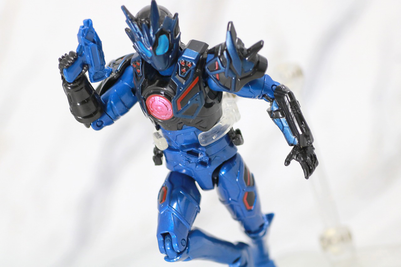 RKF　RIDER KICK'S FIGURE　仮面ライダーバルカン　アサルトウルフ　レビュー　アクション