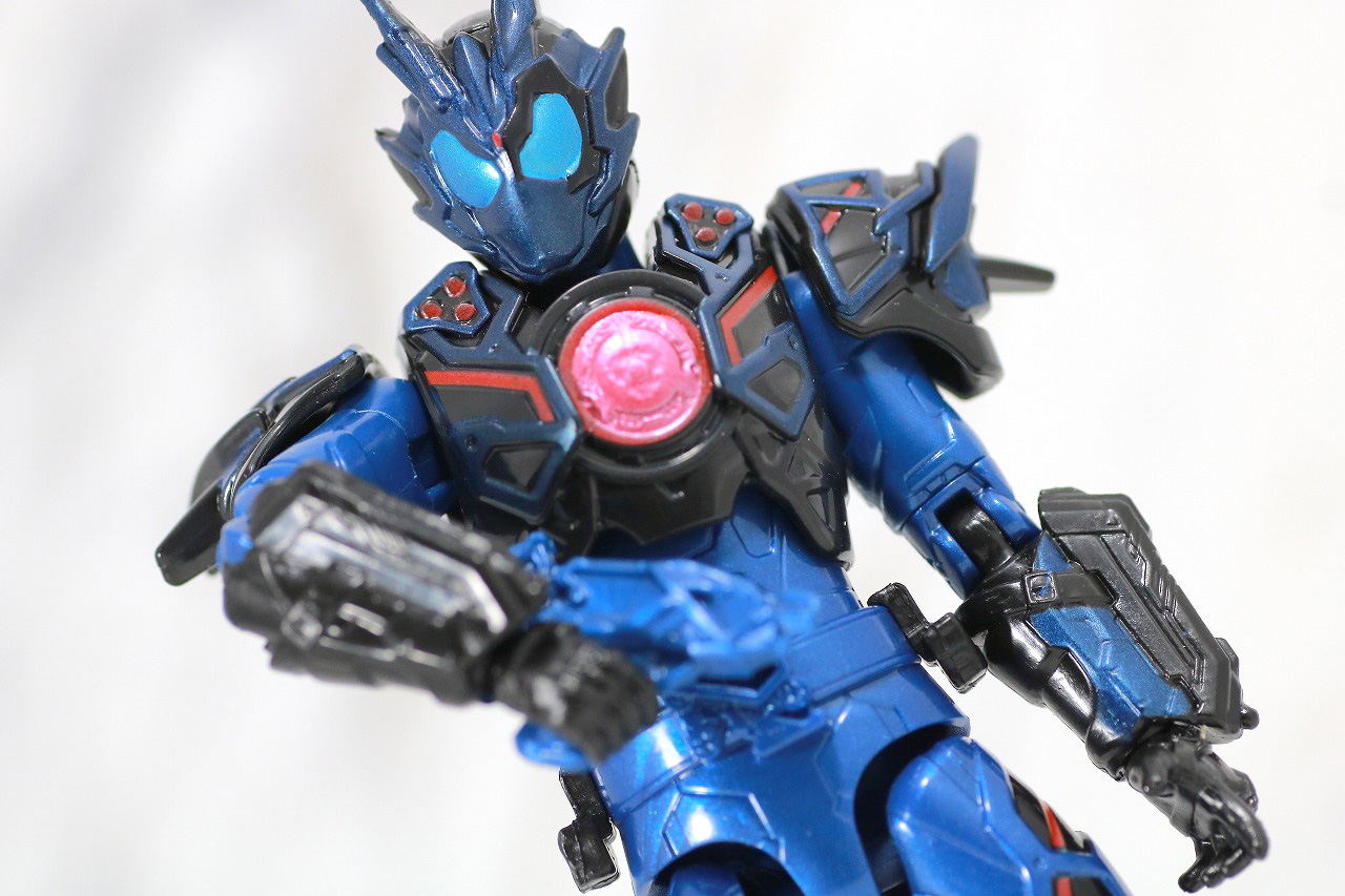 RKF　RIDER KICK'S FIGURE　仮面ライダーバルカン　アサルトウルフ　レビュー　アクション