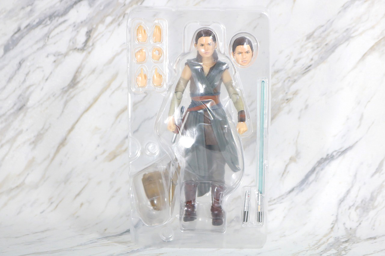 S.H.フィギュアーツ　レイ　（THE LAST JEDI）　最後のジェダイ　レビュー　パッケージ