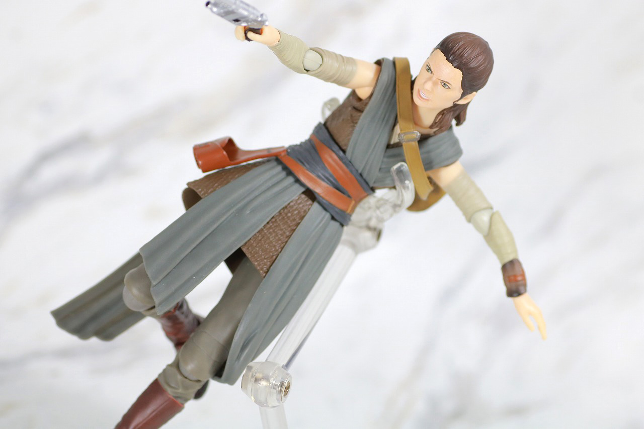 S.H.フィギュアーツ　レイ　（THE LAST JEDI）　最後のジェダイ　レビュー　アクション