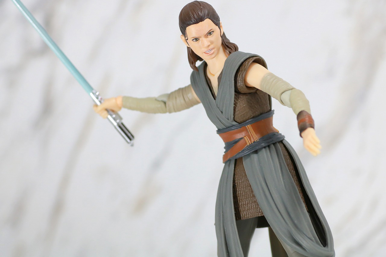 S.H.フィギュアーツ　レイ　（THE LAST JEDI）　最後のジェダイ　レビュー　アクション