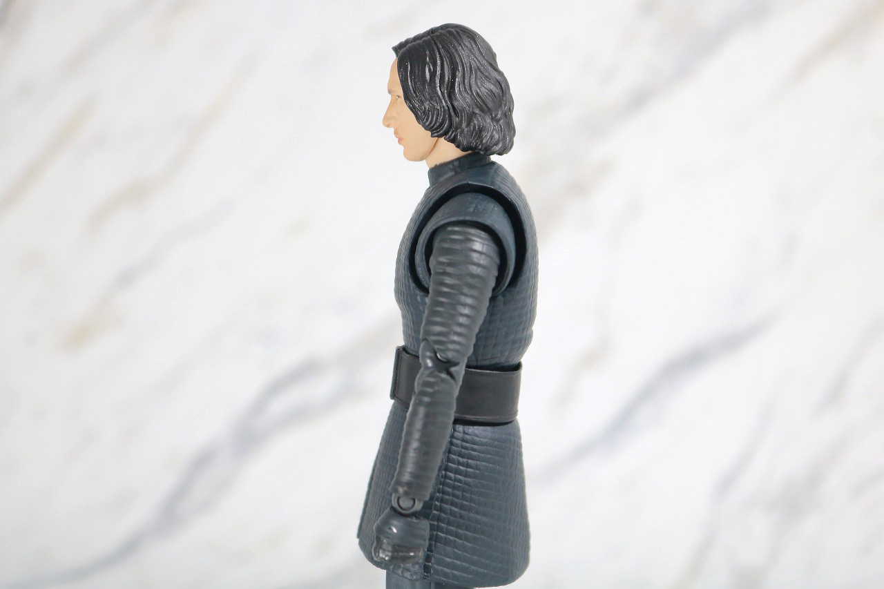 S.H.フィギュアーツ　カイロ・レン（THE LAST JEDI）　最後のジェダイ　レビュー　可動範囲