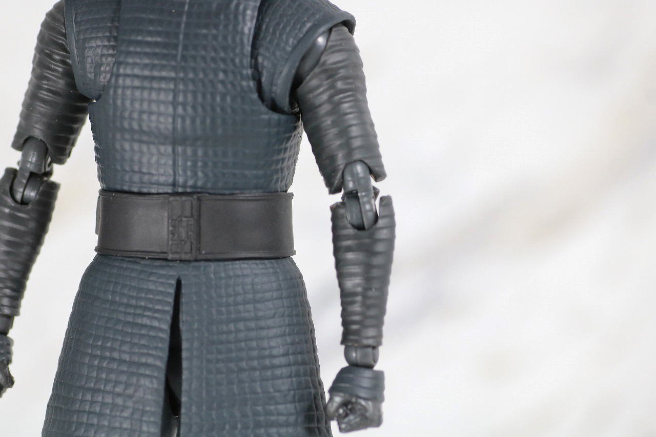 S.H.フィギュアーツ　カイロ・レン（THE LAST JEDI）　最後のジェダイ　レビュー　全身