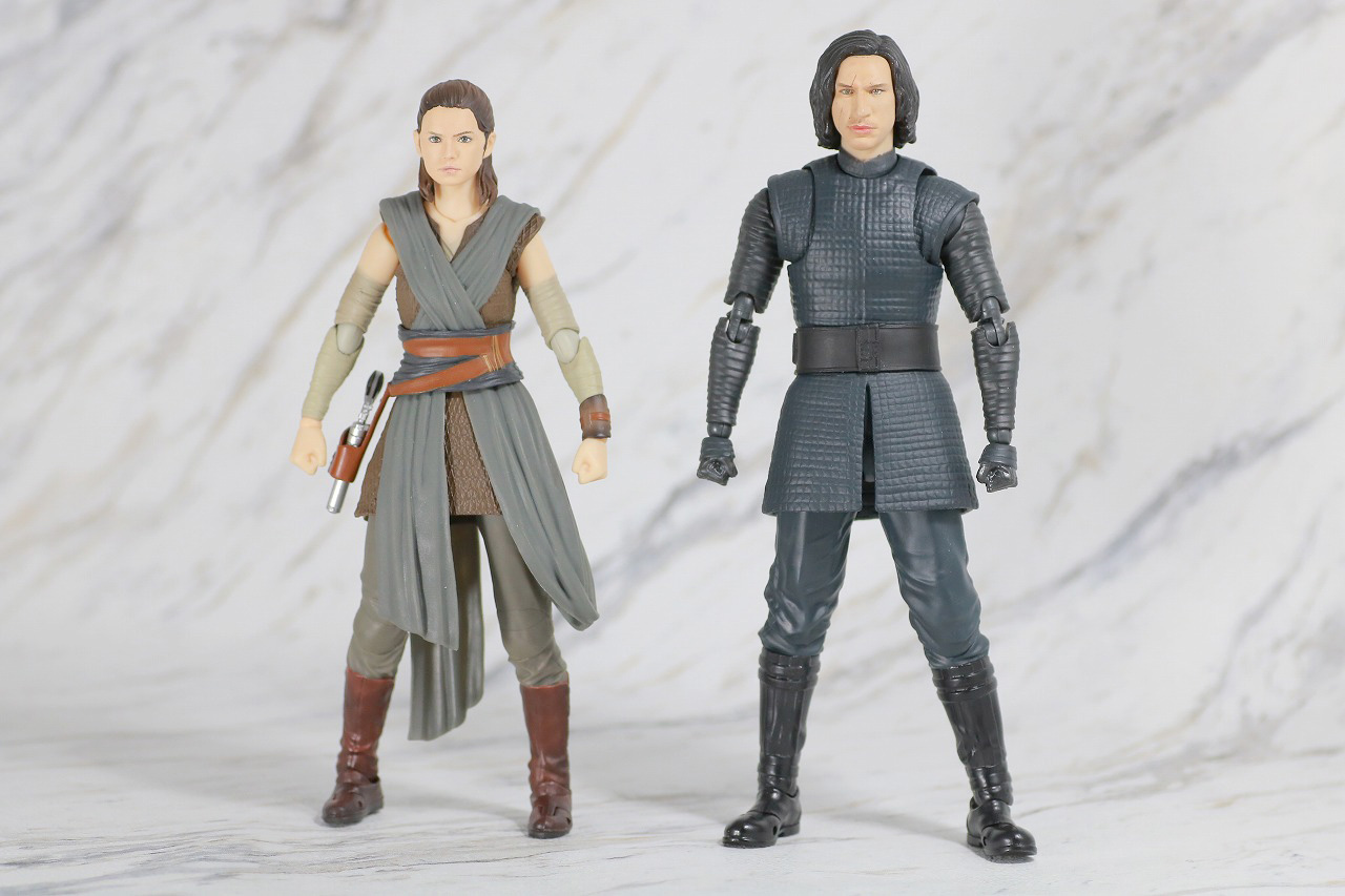 S.H.フィギュアーツ　カイロ・レン（THE LAST JEDI）　最後のジェダイ　レビュー　全身　レイ　比較