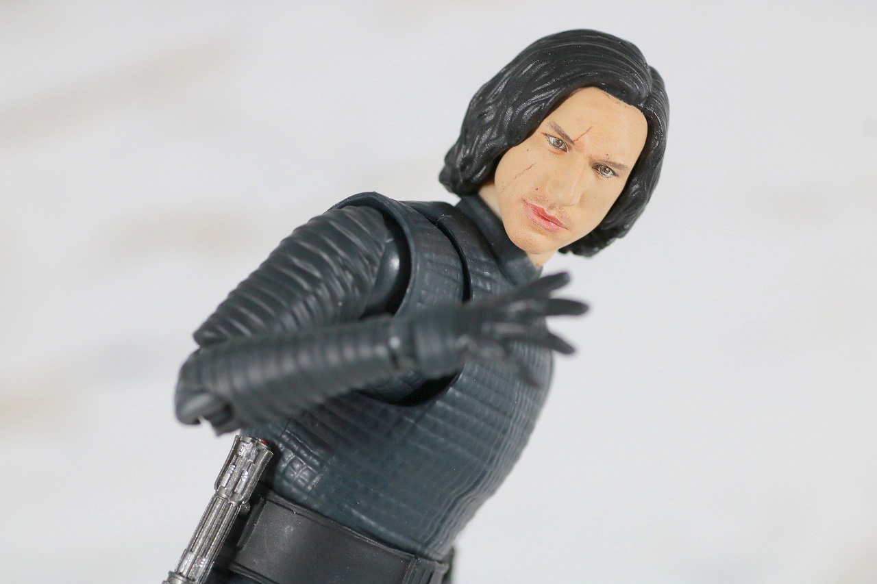 S.H.フィギュアーツ　カイロ・レン（THE LAST JEDI）　最後のジェダイ　レビュー　アクション