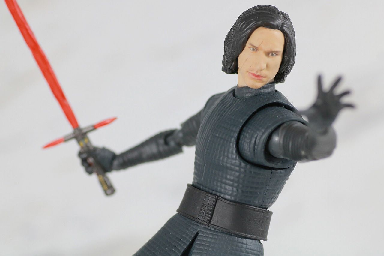 S.H.フィギュアーツ　カイロ・レン（THE LAST JEDI）　最後のジェダイ　レビュー　アクション