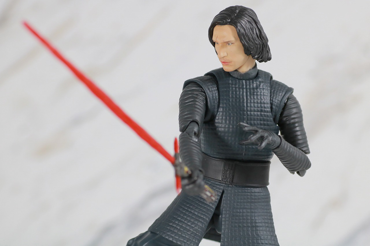 S.H.フィギュアーツ　カイロ・レン（THE LAST JEDI）　最後のジェダイ　レビュー　アクション