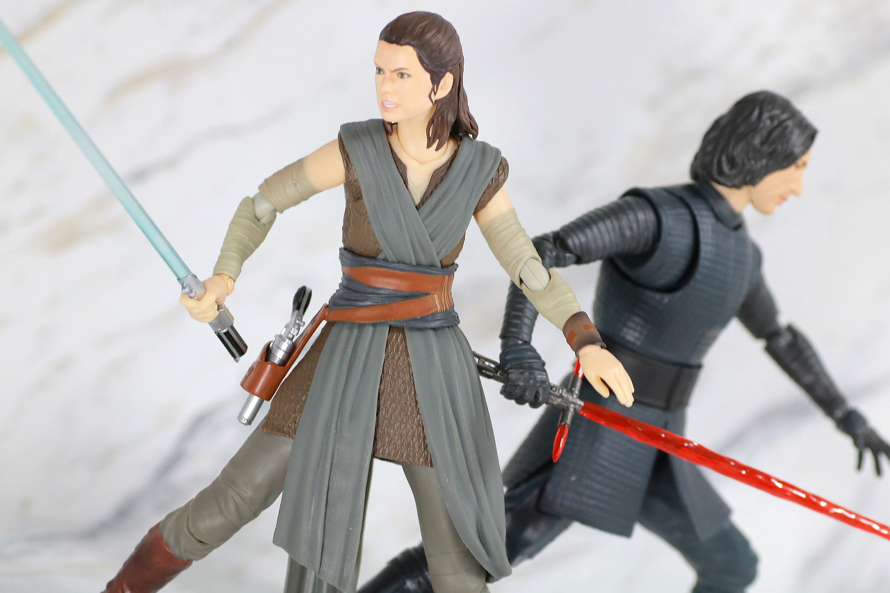 S.H.フィギュアーツ　レイ　（THE LAST JEDI）　最後のジェダイ　レビュー　アクション　ライロ・レン