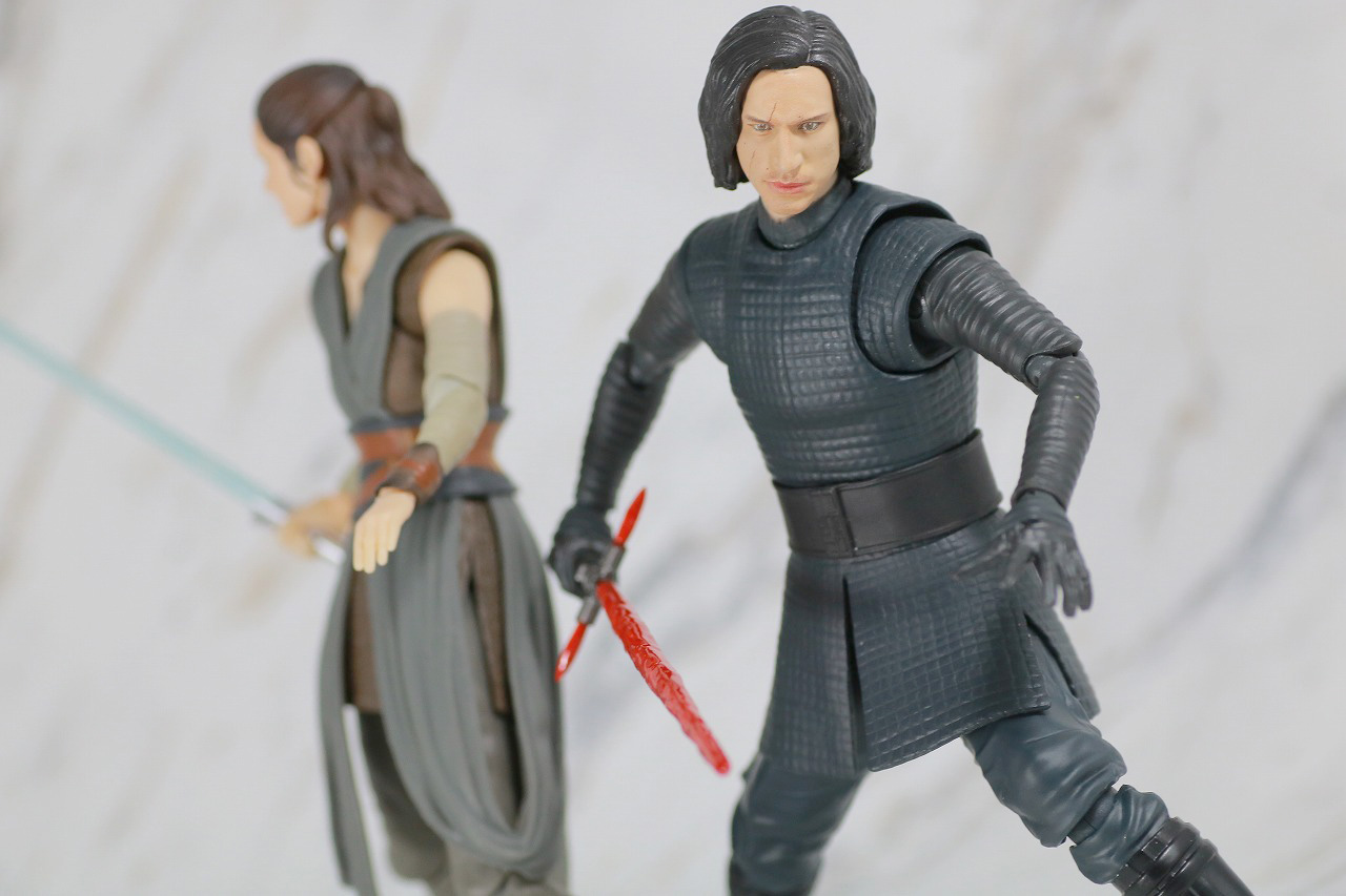 S.H.フィギュアーツ　カイロ・レン（THE LAST JEDI）　最後のジェダイ　レビュー　アクション　レイ