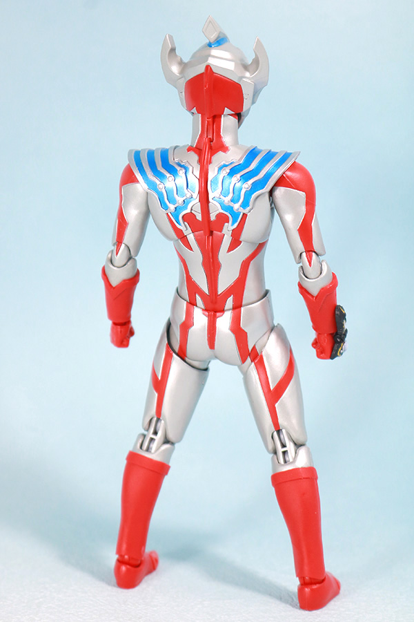 S.H.フィギュアーツ　ウルトラマンタイガ　レビュー　全身