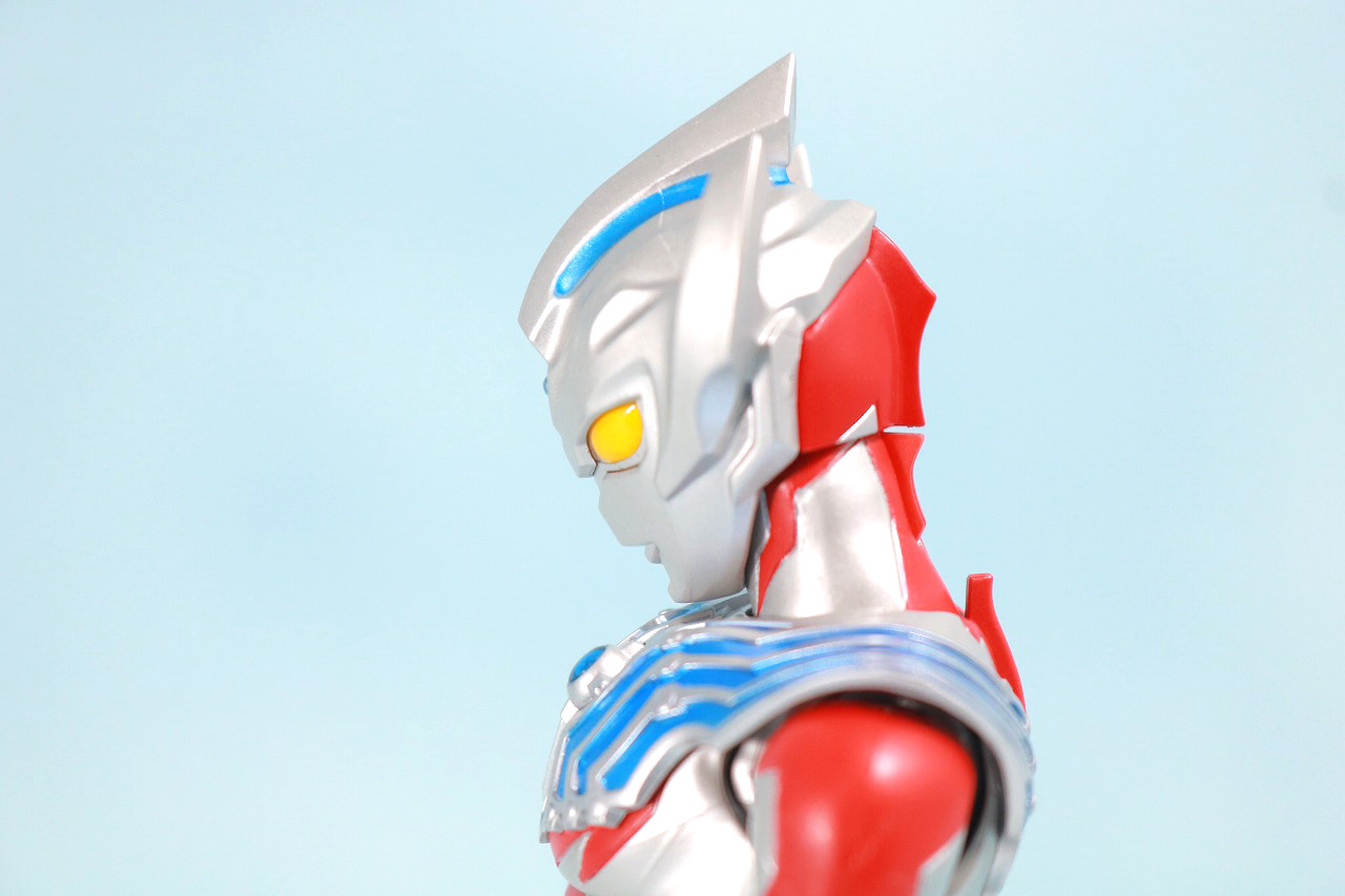 S.H.フィギュアーツ　ウルトラマンタイガ　レビュー　可動範囲