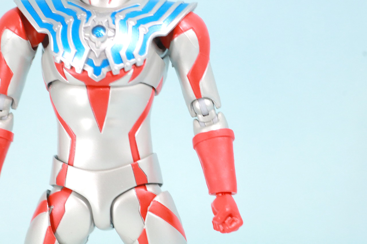 S.H.フィギュアーツ　ウルトラマンタイガ　レビュー　全身