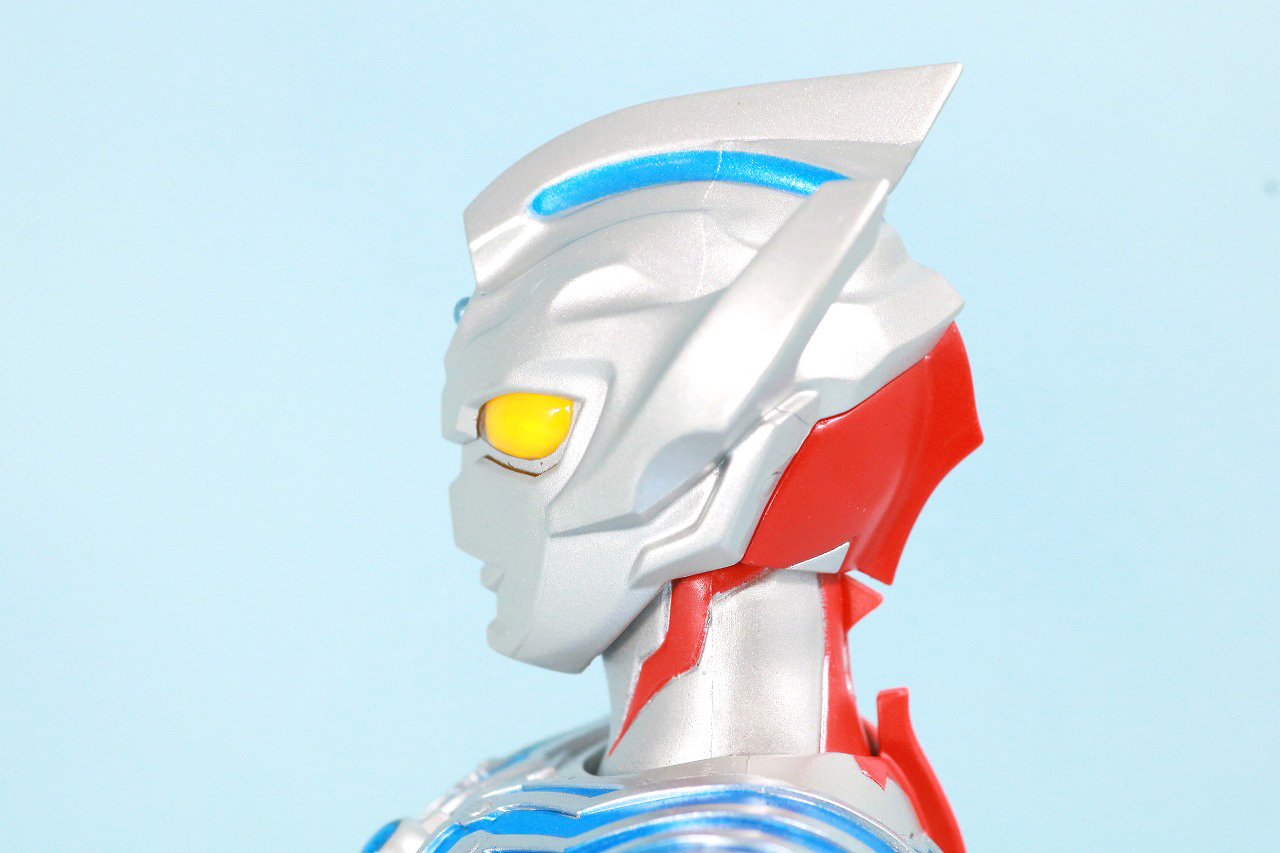 S.H.フィギュアーツ　ウルトラマンタイガ　レビュー　全身