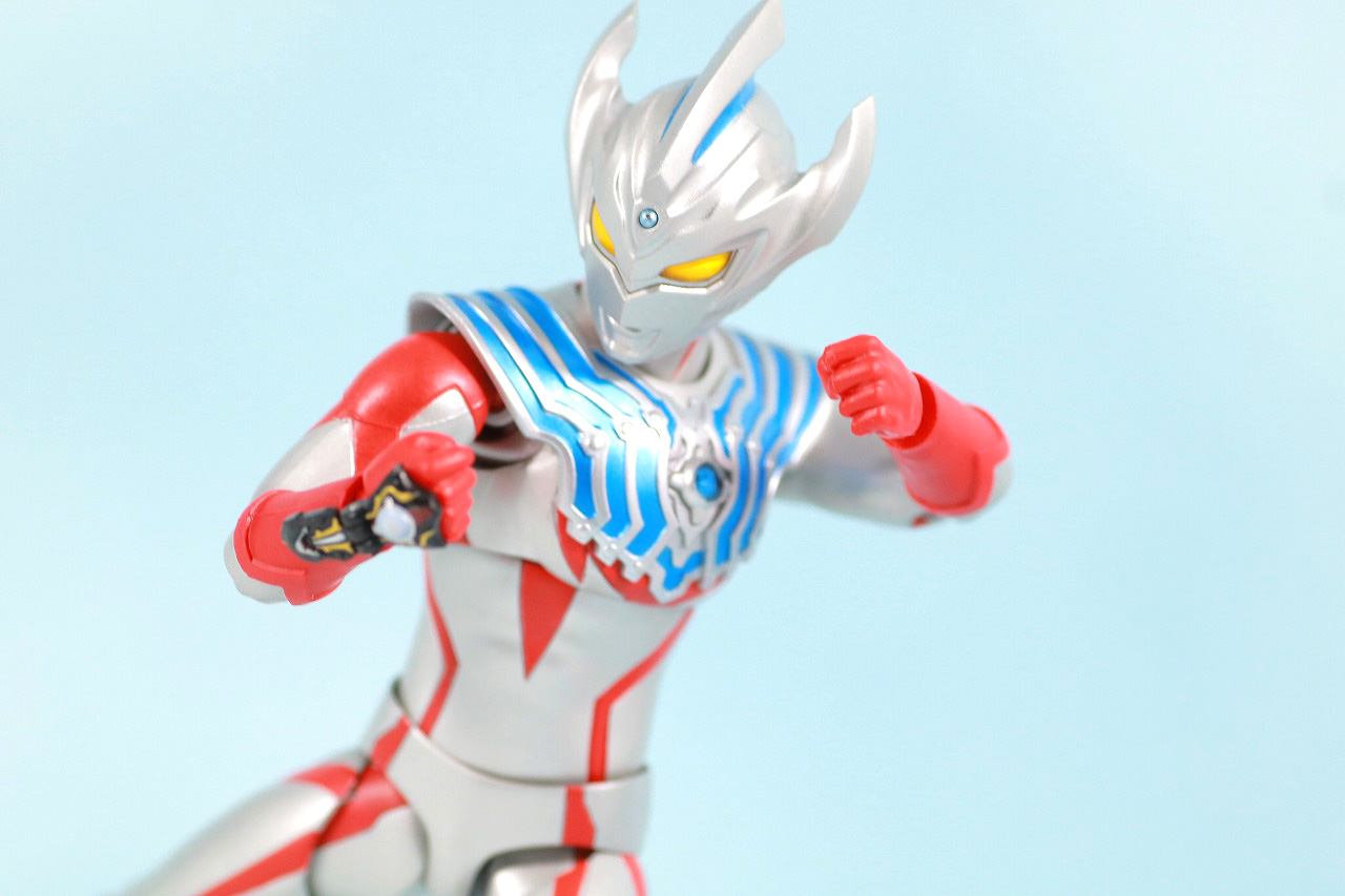 S.H.フィギュアーツ　ウルトラマンタイガ　レビュー　アクション