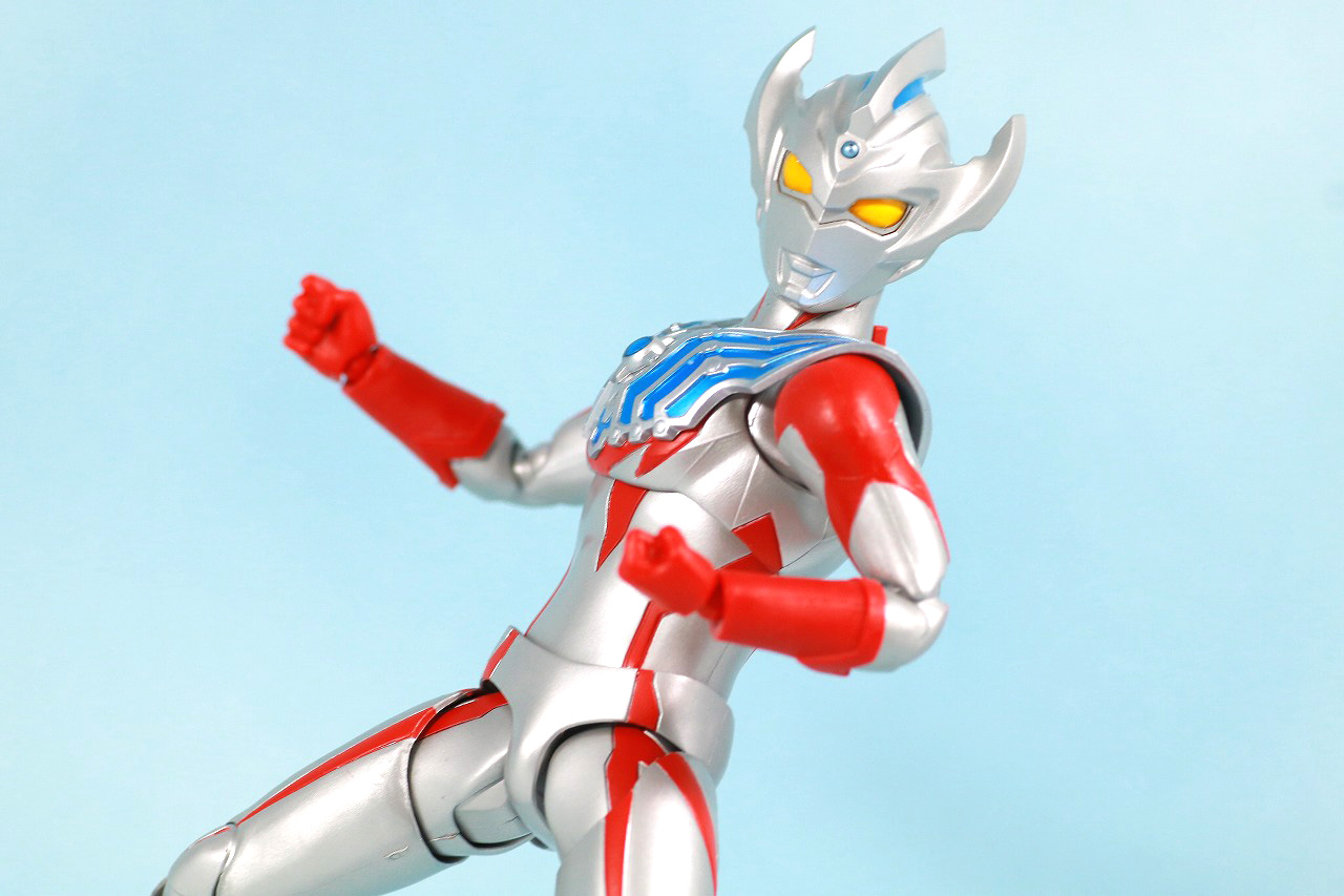 S.H.フィギュアーツ　ウルトラマンタイガ　レビュー　アクション