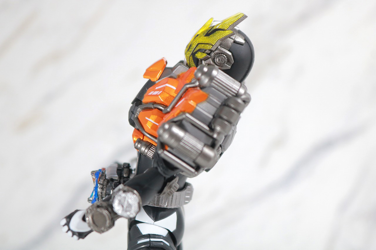 S.H.フィギュアーツ　仮面ライダーゲイツリバイブ　真の救世主セット　レビュー　剛烈　可動範囲