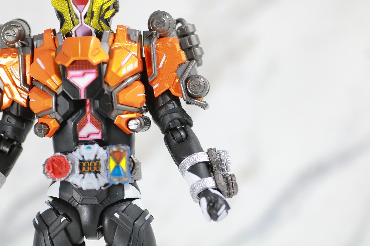 S.H.フィギュアーツ　仮面ライダーゲイツリバイブ　真の救世主セット　剛烈　レビュー　全身