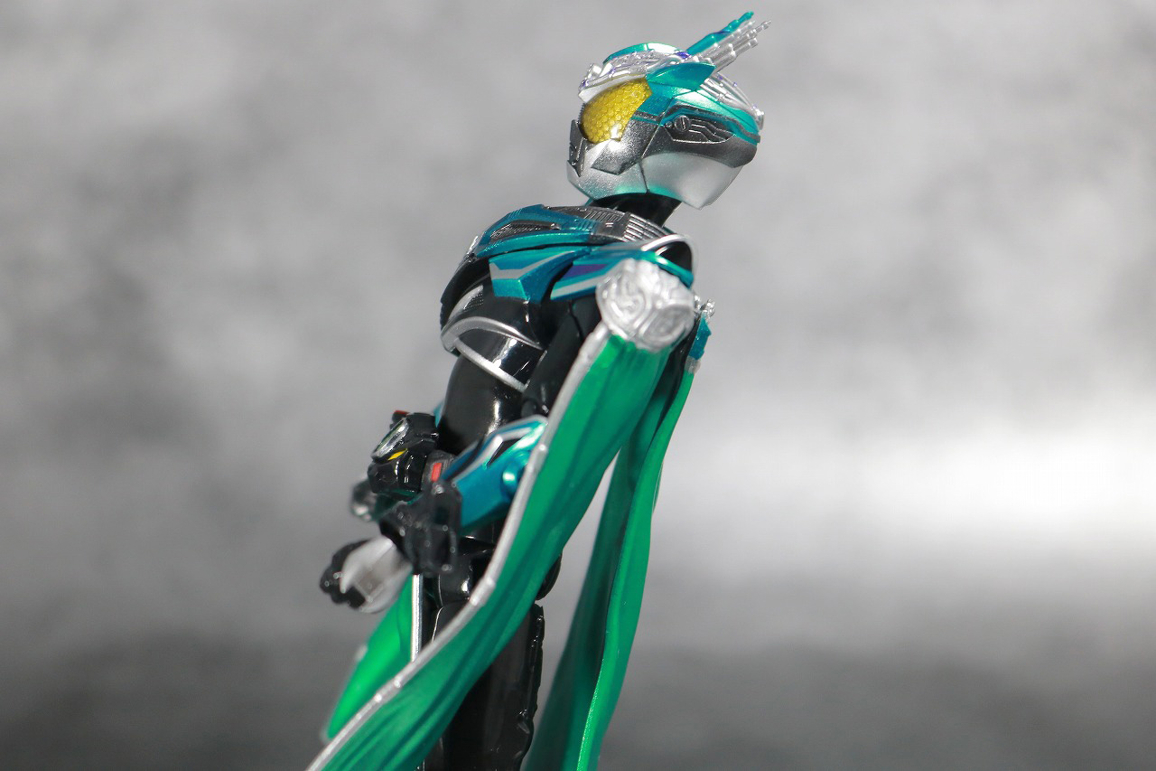 S.H.フィギュアーツ　仮面ライダーブレン　レビュー　可動範囲