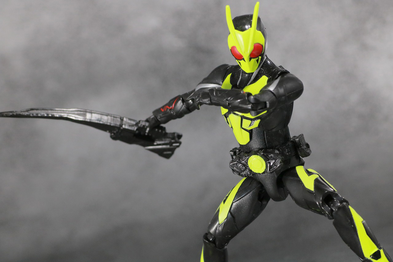 S.H.フィギュアーツ　仮面ライダーゼロワン　メタルクラスタホッパー　レビュー　アクション