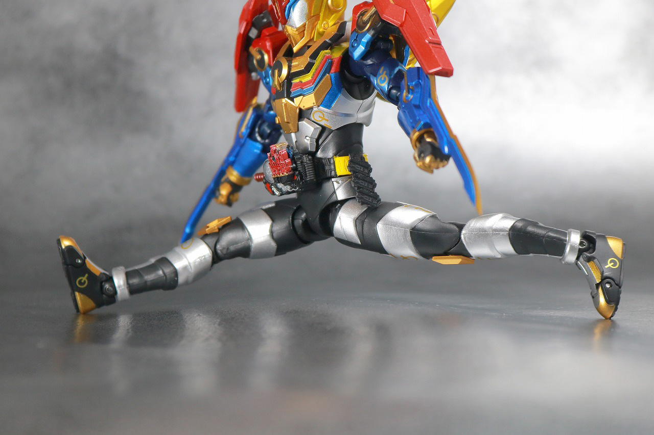 S.H.フィギュアーツ　仮面ライダーグリス　パーフェクトキングダム　レビュー　可動範囲