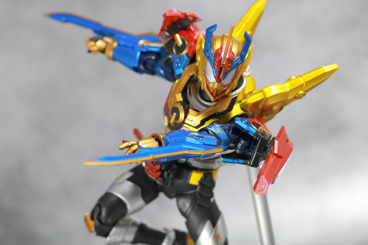 S.H.フィギュアーツ　仮面ライダーグリス　パーフェクトキングダム　レビュー　アクション