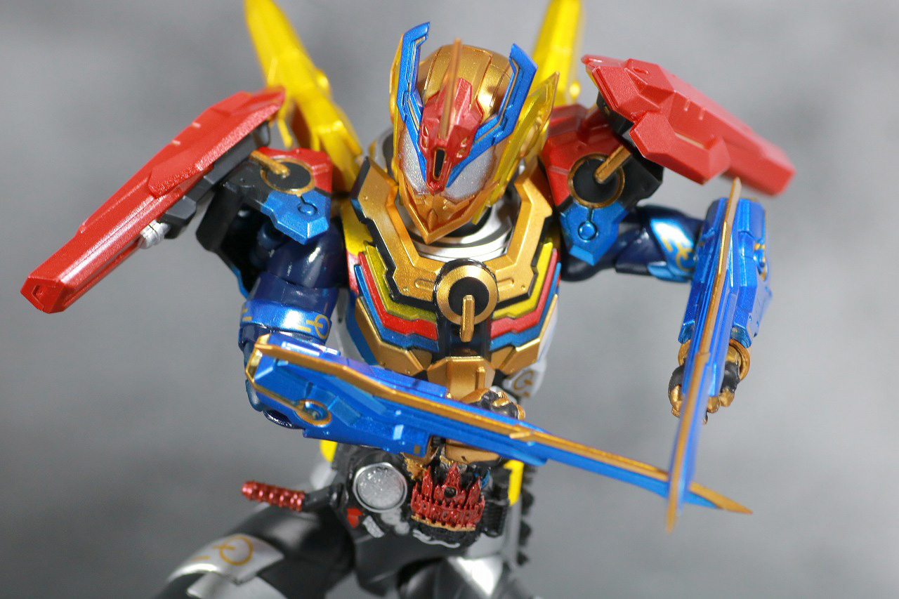 S.H.フィギュアーツ　仮面ライダーグリス　パーフェクトキングダム　レビュー　アクション