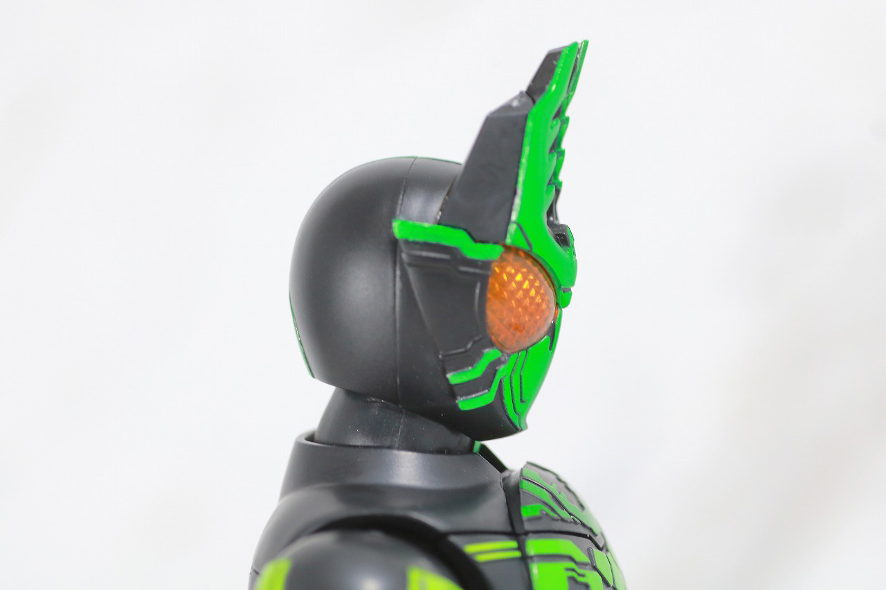 S.H.フィギュアーツ　仮面ライダーオーズ　ガタキリバコンボ　真骨彫製法　レビュー　全身