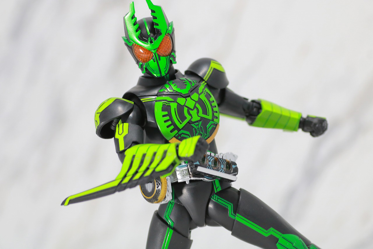 S.H.フィギュアーツ　仮面ライダーオーズ　ガタキリバコンボ　真骨彫製法　レビュー　アクション