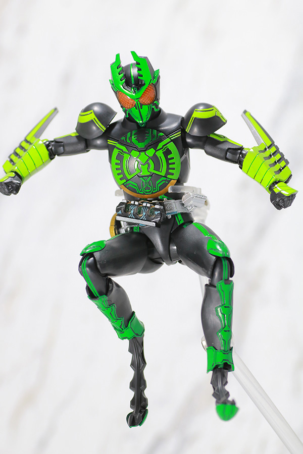 S.H.フィギュアーツ　仮面ライダーオーズ　ガタキリバコンボ　真骨彫製法　レビュー　アクション