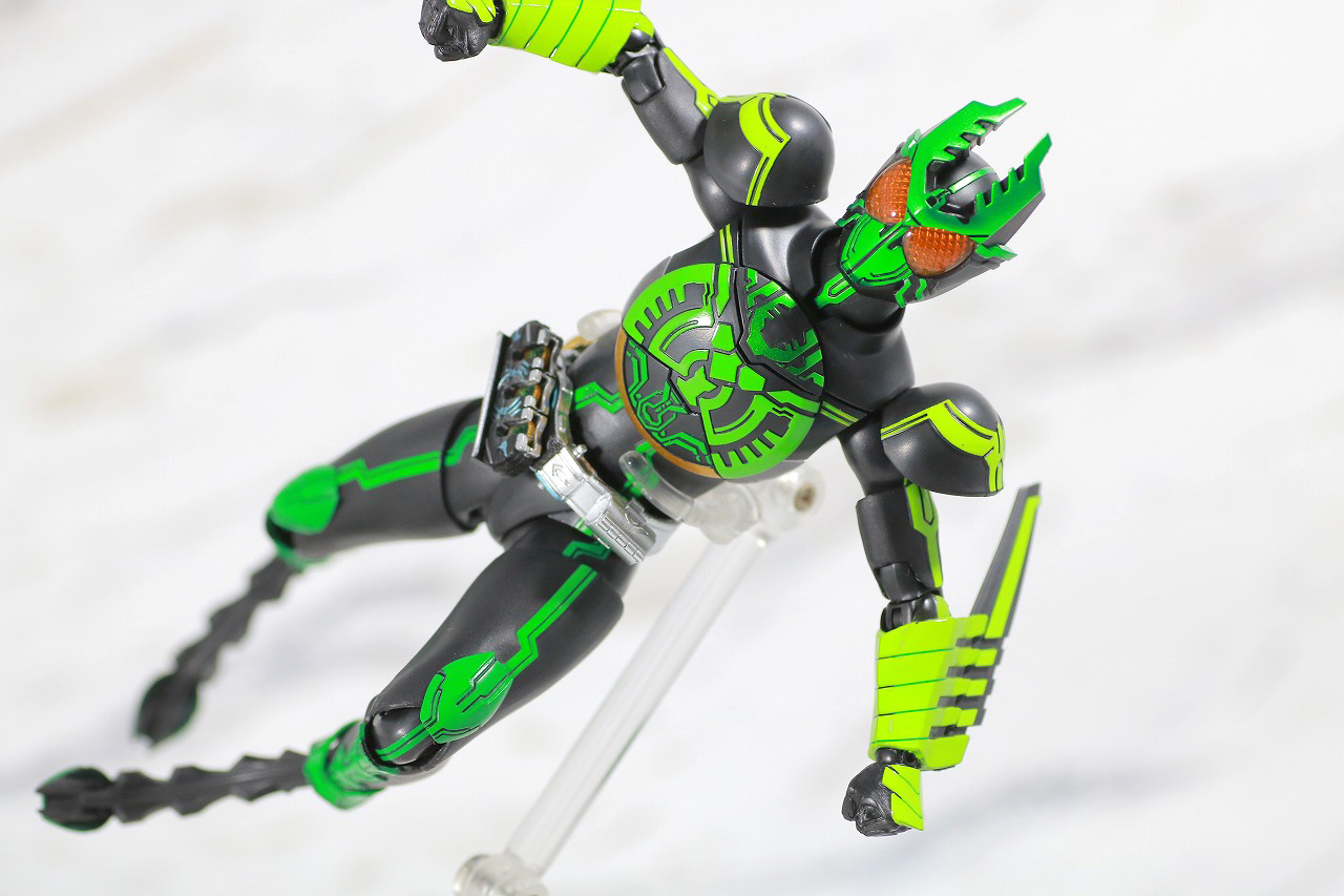 S.H.フィギュアーツ　仮面ライダーオーズ　ガタキリバコンボ　真骨彫製法　レビュー　アクション