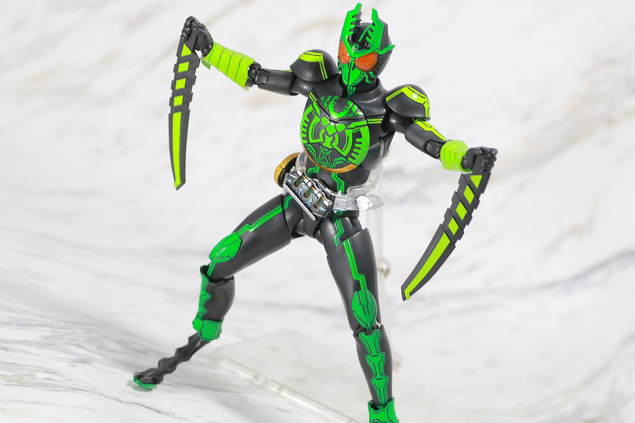 S.H.フィギュアーツ　仮面ライダーオーズ　ガタキリバコンボ　真骨彫製法　レビュー　アクション