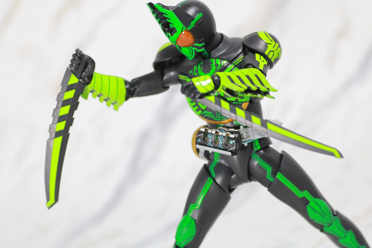 S.H.フィギュアーツ　仮面ライダーオーズ　ガタキリバコンボ　真骨彫製法　レビュー　アクション