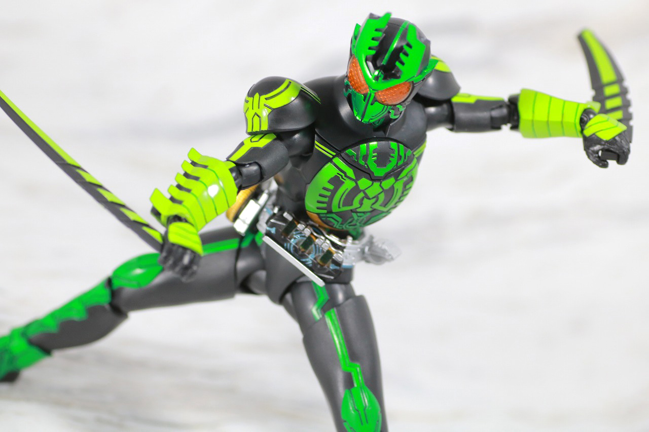 S.H.フィギュアーツ　仮面ライダーオーズ　ガタキリバコンボ　真骨彫製法　レビュー　アクション