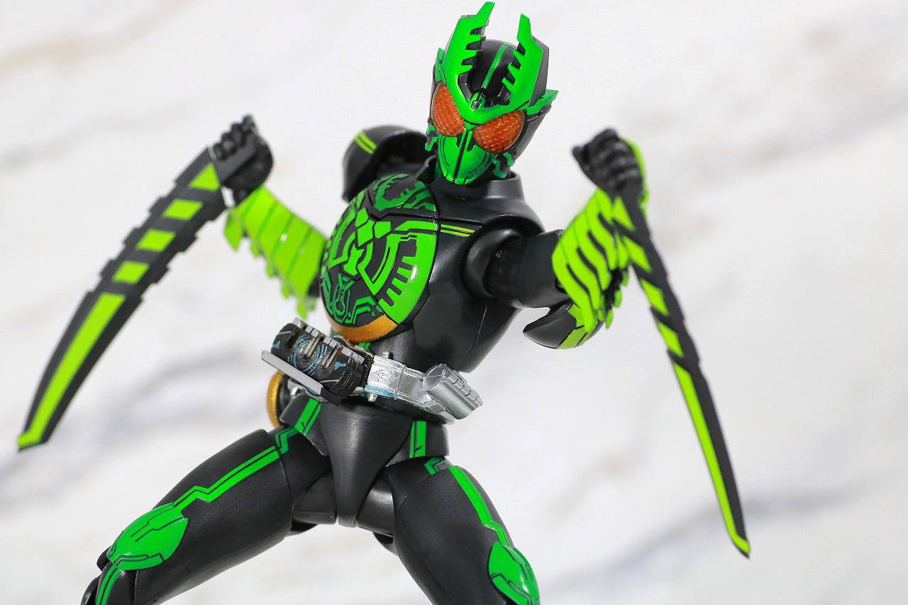 S.H.フィギュアーツ　仮面ライダーオーズ　ガタキリバコンボ　真骨彫製法　レビュー　アクション