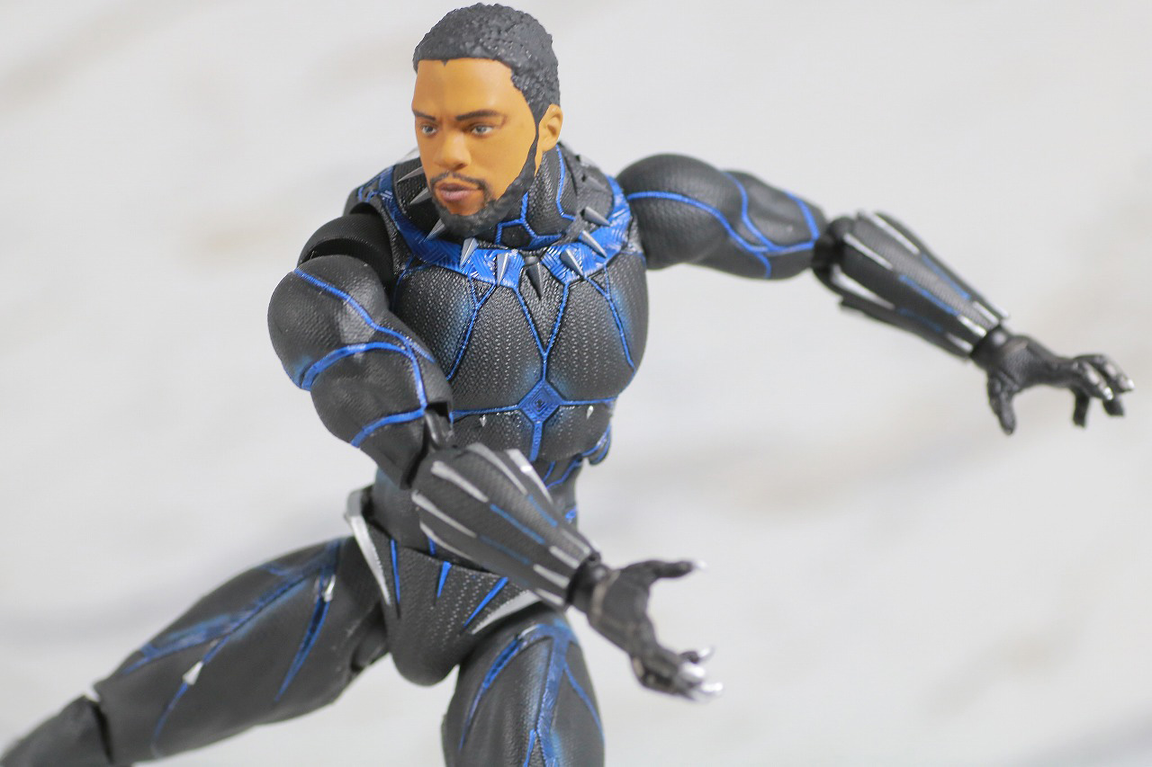 S.H.フィギュアーツ　ブラックパンサー　キング・オブ・ワカンダ　ティ・チャラ　レビュー　アクション