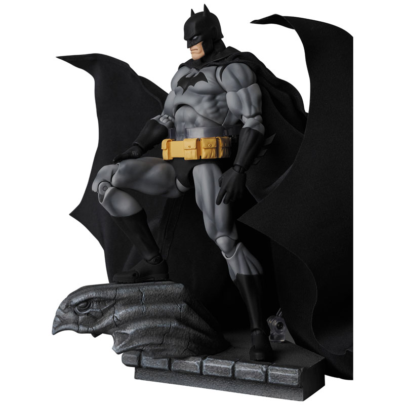 MAFEX バットマン HUSH BLACK ガーゴイル像台座