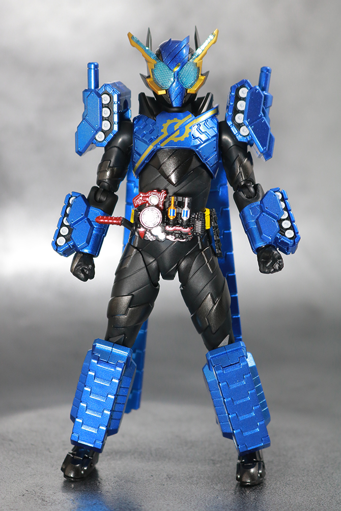 S.H.フィギュアーツ　仮面ライダービルド　タンクタンクフォーム　レビュー　全身