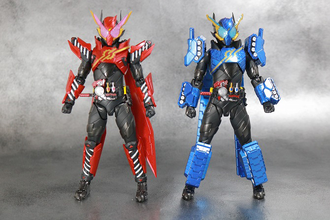 S.H.フィギュアーツ　仮面ライダービルド　タンクタンクフォーム　レビュー　全身　ラビットラビット　比較