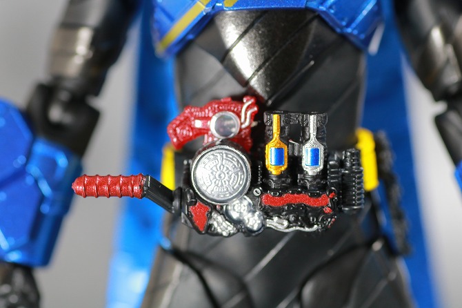 S.H.フィギュアーツ　仮面ライダービルド　タンクタンクフォーム　レビュー　全身