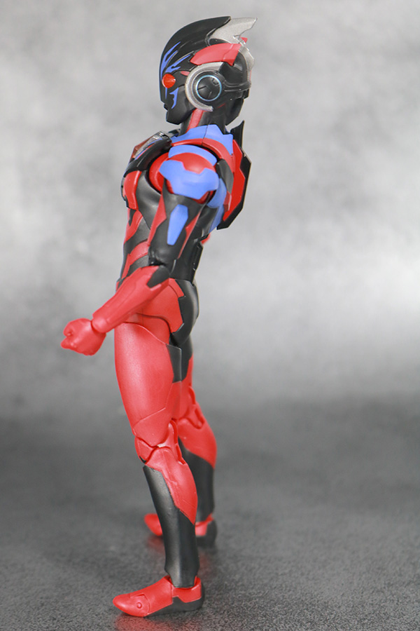 S.H.フィギュアーツ　ウルトラマンエックスダークネス　ダークネスゴモラアーマー　レビュー　全身