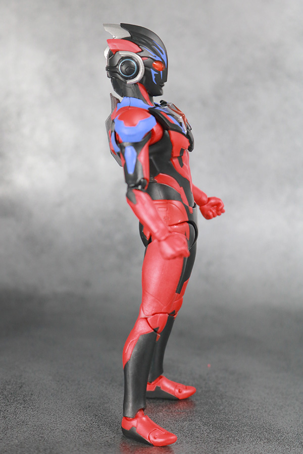 S.H.フィギュアーツ　ウルトラマンエックスダークネス　ダークネスゴモラアーマー　レビュー　全身