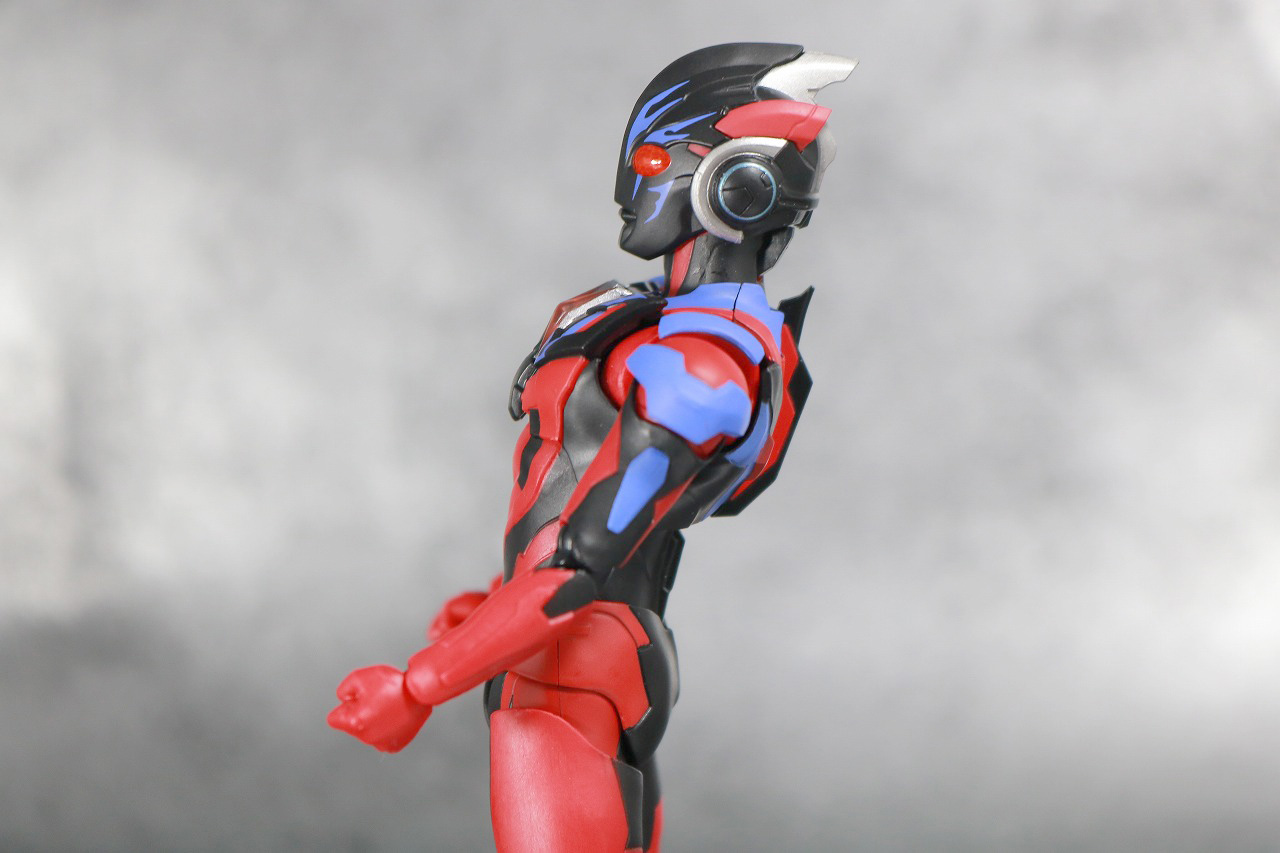 S.H.フィギュアーツ　ウルトラマンエックスダークネス　ダークネスゴモラアーマー　レビュー　可動範囲