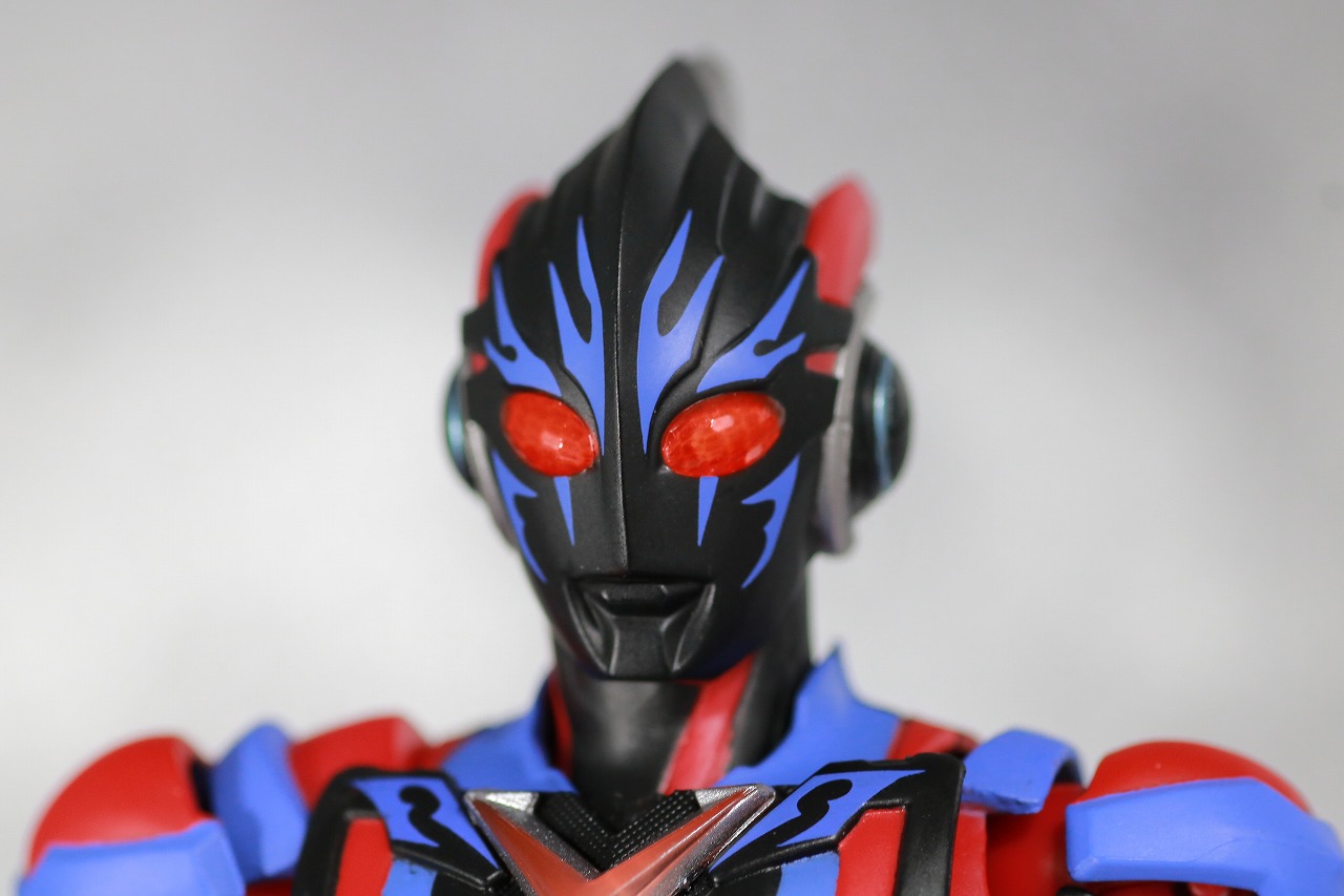 S.H.フィギュアーツ　ウルトラマンエックスダークネス　ダークネスゴモラアーマー　レビュー　全身