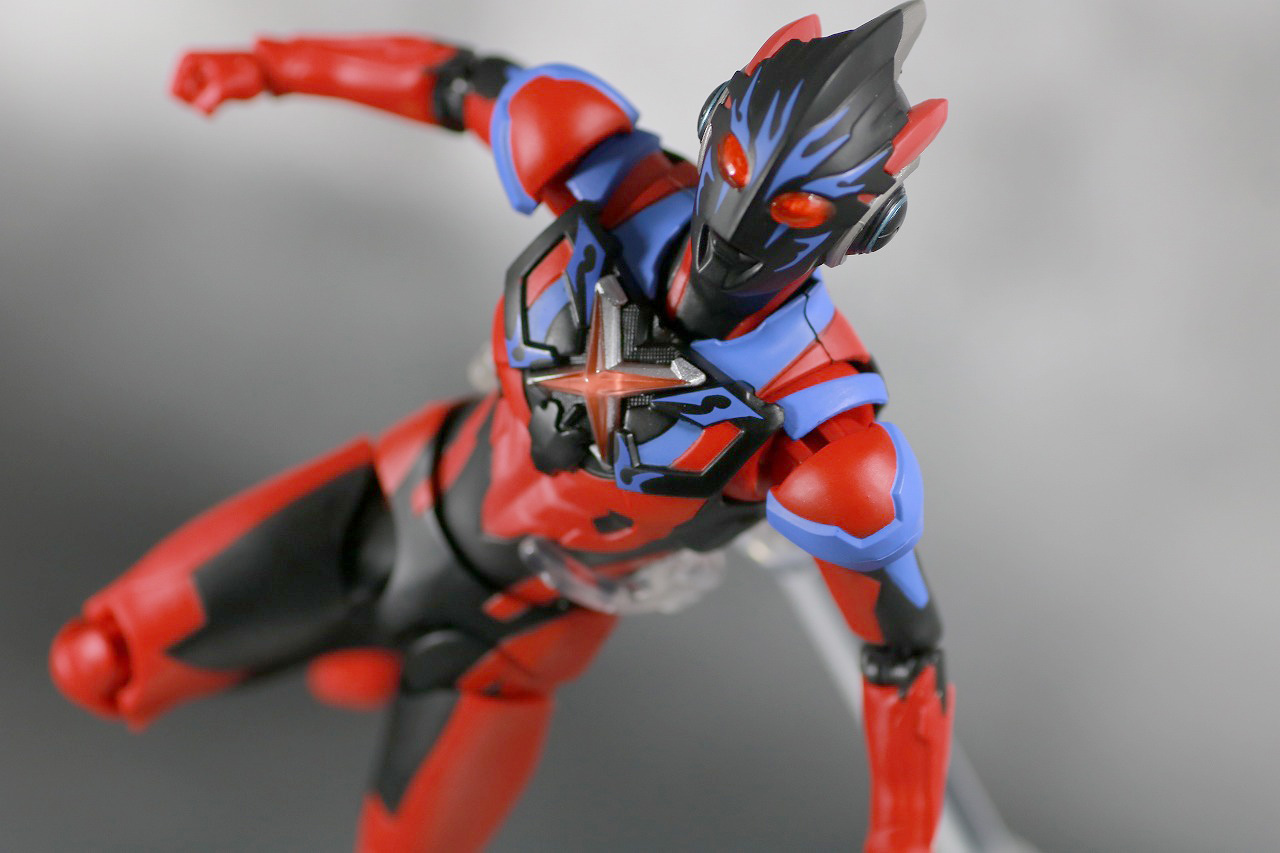 S.H.フィギュアーツ　ウルトラマンエックスダークネス　ダークネスゴモラアーマー　レビュー　アクション