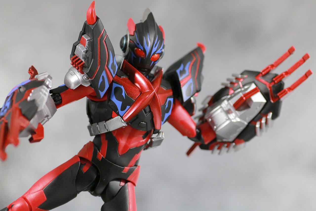 S.H.フィギュアーツ　ウルトラマンエックスダークネス　ダークネスゴモラアーマー　レビュー　アクション